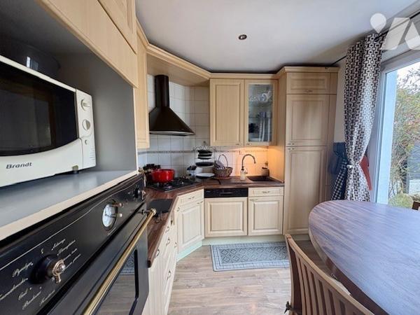 QUIMPER, Maison de ville