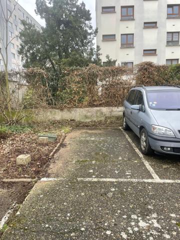 Emplacement de stationnement sécurisé
