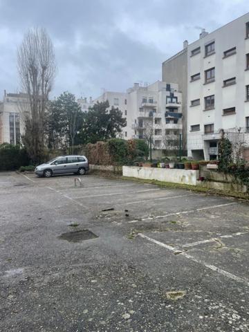 Emplacement de stationnement sécurisé