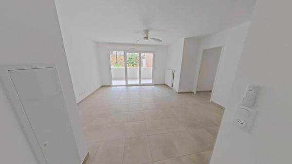 Location Appartement 3 pièces 60.74 m² - Menton 06500