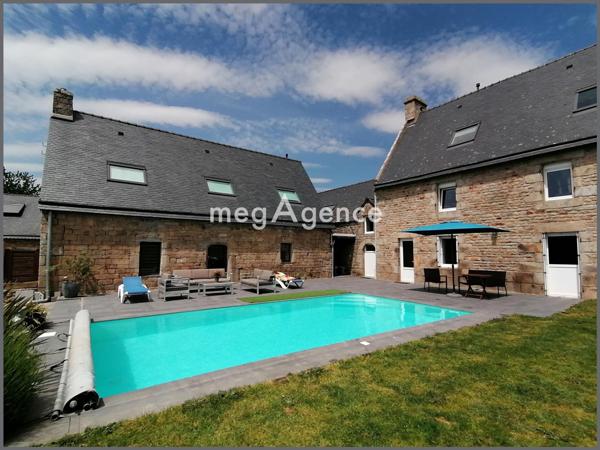 Maison à Merlevenez, 56700 - 10 pièces 276m²