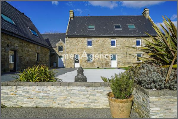 Maison à Merlevenez, 56700 - 10 pièces 276m²