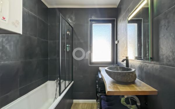 Appartement à vendre    3 pièces •  Évreux