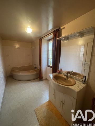 Maison à vendre 1 pièce 223 m² Varennes-lès-Narcy