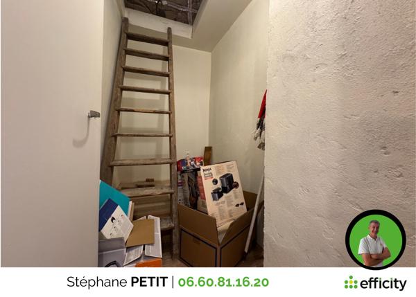 Maison
         4 pièces
        - 91 m² Exclusivité 148 000 € *