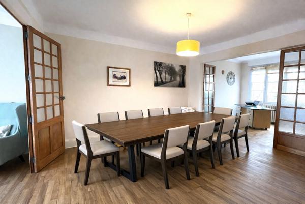 Melle – Exceptional 5-Bedroom Architect-Designed Home (1939)