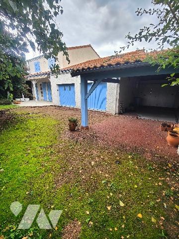 Maison familiale située à VALLET, au calme, proche des commerces et des écoles