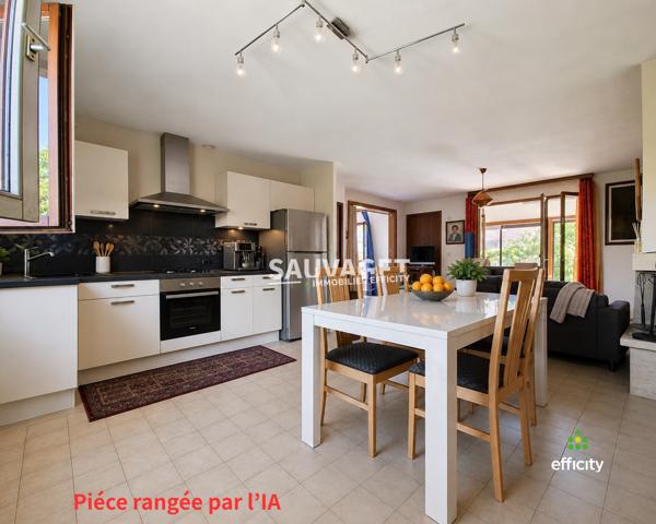 Maison
         4 pièces
        - 88 m² Exclusivité 449 000 € *
