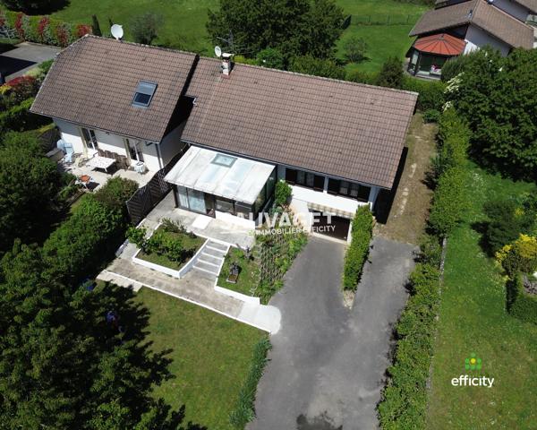 Maison
         4 pièces
        - 88 m² Exclusivité 449 000 € *