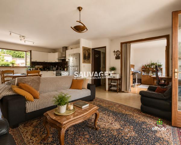 Maison
         4 pièces
        - 88 m² Exclusivité 449 000 € *