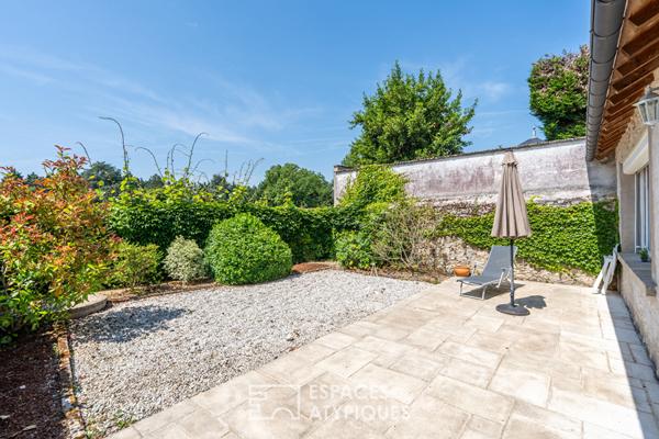 Maison de village rénovée et son jardin