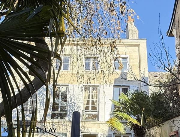 Maison de ville de 1850 ,  à vendre , Orleans cathédrale