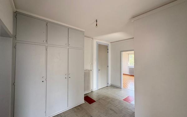 Appartement à louer    3 pièces •  Reichstett