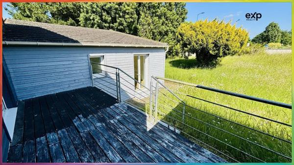 Maison 5 pièces 136 m2 avec piscine.