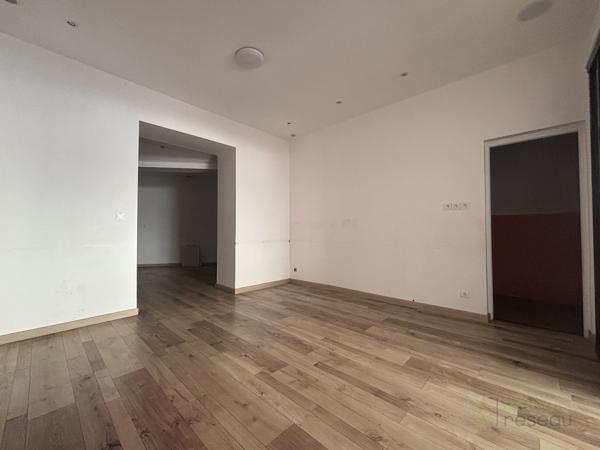 Local commercial à CAMBRAI (59400)