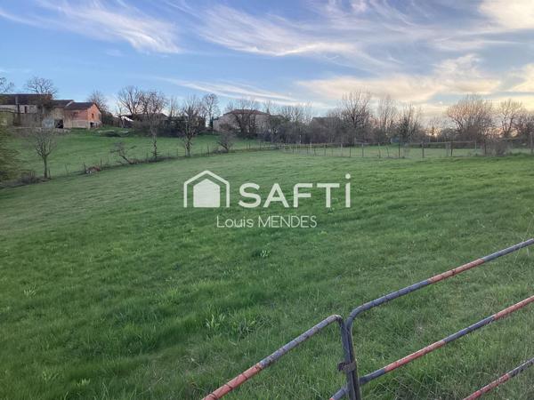 ancien corps de ferme en partie rénové