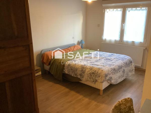 ancien corps de ferme en partie rénové