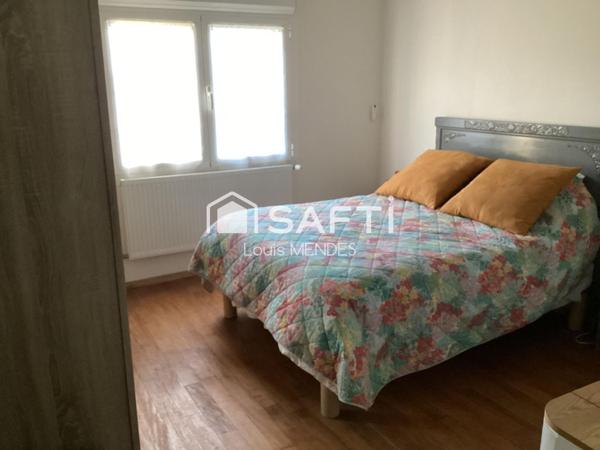 ancien corps de ferme en partie rénové