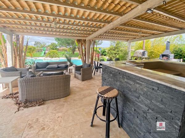 Villa familiale de 164 m2 avec magnifique espace piscine à Calmont