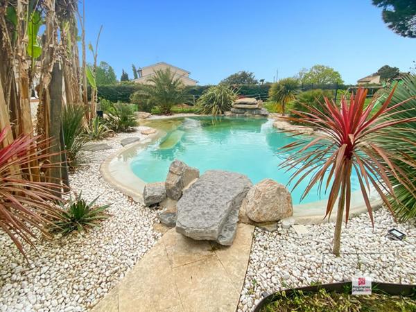 Villa familiale de 164 m2 avec magnifique espace piscine à Calmont