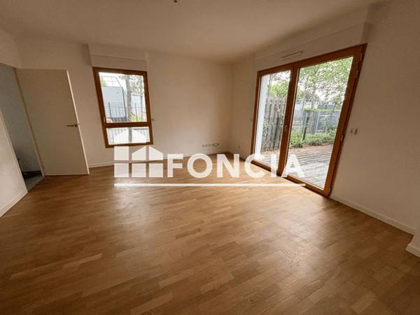 Location Appartement 2 pièces 55.74 m² - 5 BIS RUE VICTOR SCHOELCHER Mantes La Ville 78711