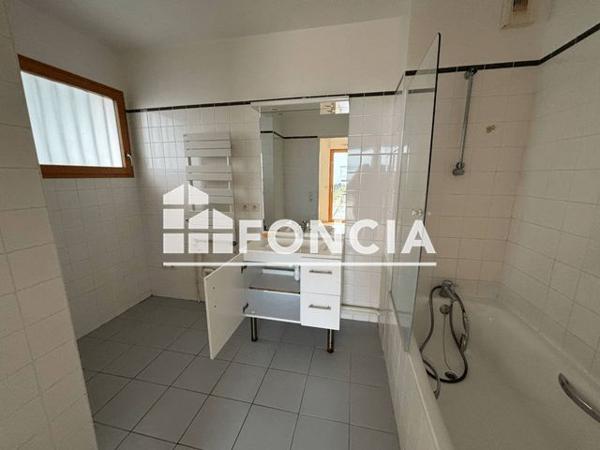 Location Appartement 2 pièces 55.74 m² - 5 BIS RUE VICTOR SCHOELCHER Mantes La Ville 78711