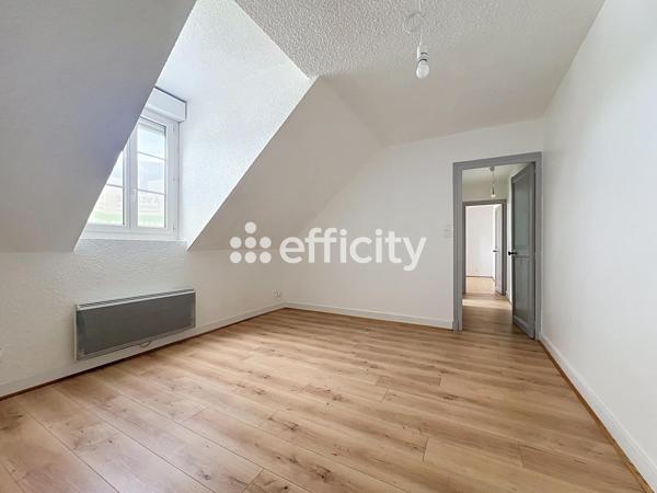 Appartement
         2 pièces
        - 33 m² Exclusivité 116 000 € *