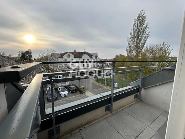 Appartement Bussy Saint Georges 3 pièce(s) 100.12 m2