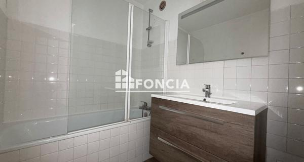 Location Appartement 3 pièces 77.26 m² - Oullins 69600