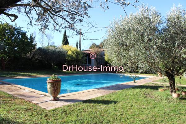 Maison à vendre 6 pièces de 209 m²