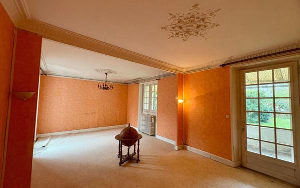 Maison à vendre    5 pièces •  Lussac-les-Églises