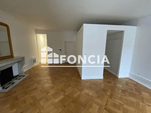 Location Studio 45.36 m² - 2 QUAI SAINT NICOLAS Strasbourg 67000