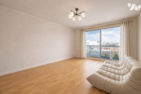 Vincennes : Appartement 2 pièces 55.63 m2 avec balcon