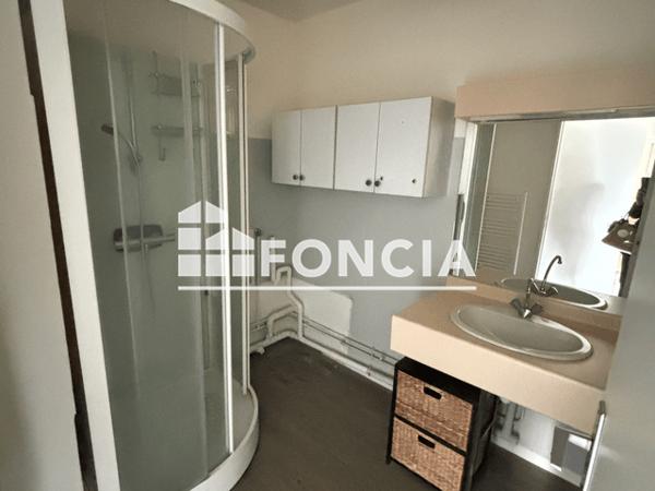 Location Appartement meublé 2 pièces 47.7 m² - 7 R Boutrolle d Estaimbuc Mont Saint Aignan 76130