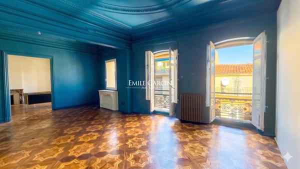 À vendre - Marseille 6ème (13006)  Vauban | Appartement de caractère dans un immeuble haussmannien - 200m²