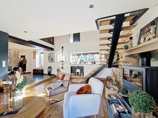 Charmante longère rénovée en cœur de village