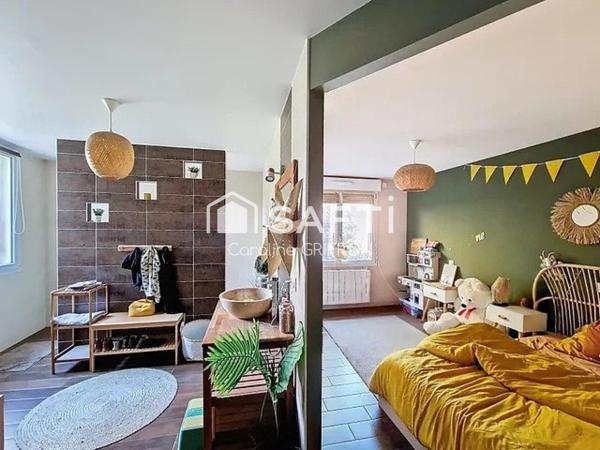 Charmante longère rénovée en cœur de village