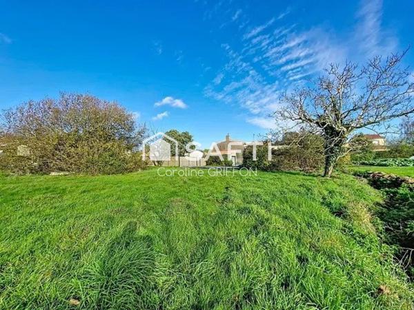 Charmante longère rénovée en cœur de village