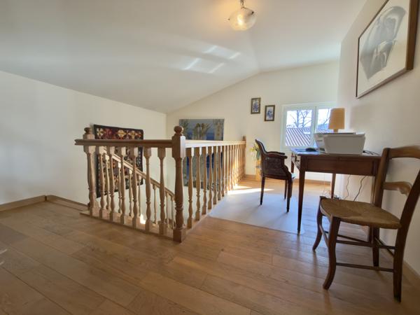 Maison avec vue sur la rivière, gîte et double garage. Saint-Sylvestre-sur-Lot (47140)