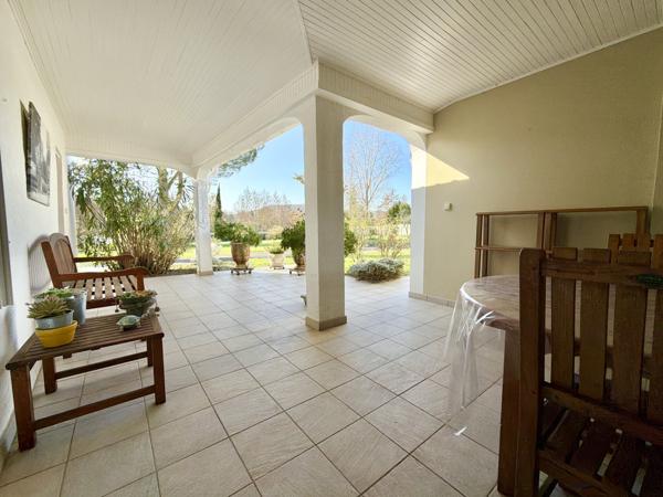 Maison avec vue sur la rivière, gîte et double garage. Saint-Sylvestre-sur-Lot (47140)
