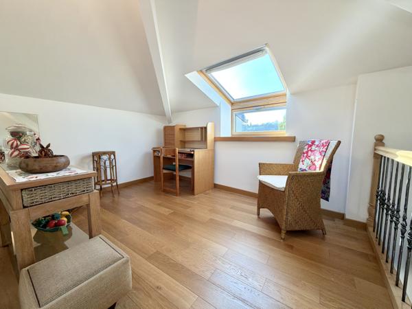 Maison avec vue sur la rivière, gîte et double garage. Saint-Sylvestre-sur-Lot (47140)