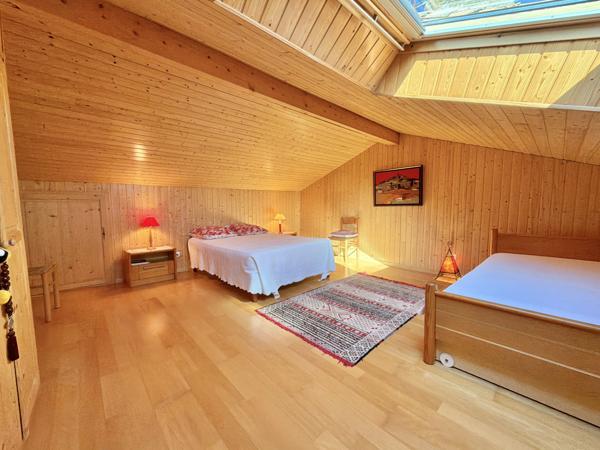 Maison avec vue sur la rivière, gîte et double garage. Saint-Sylvestre-sur-Lot (47140)