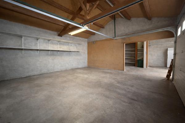 Maison avec vue sur la rivière, gîte et double garage. Saint-Sylvestre-sur-Lot (47140)