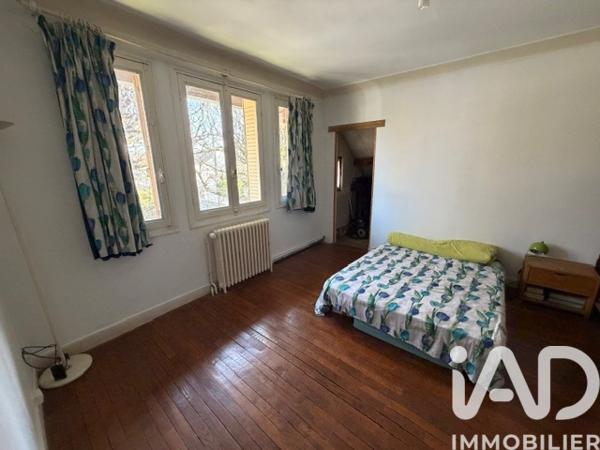 Maison à vendre 5 pièces 101 m² Saint-Fargeau-Ponthierry