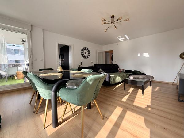 Appartement - 4 pièces - 77 m²