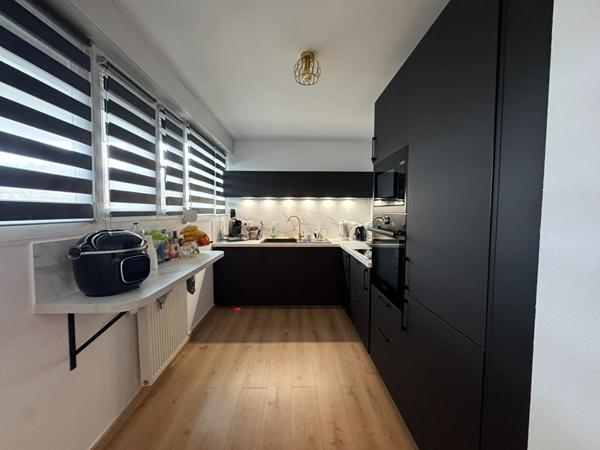 Appartement - 4 pièces - 77 m²