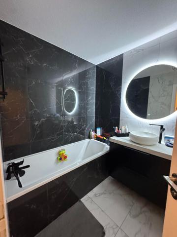 Appartement - 4 pièces - 77 m²