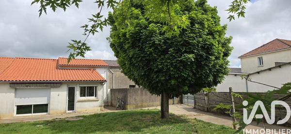 Maison à vendre 4 pièces 83 m² Le May-sur-Èvre