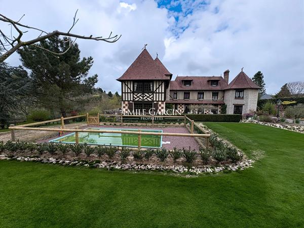 A vendre - Normandie - Blangy Le Château - Propriété - 7 chambres - Piscine - Dépendances