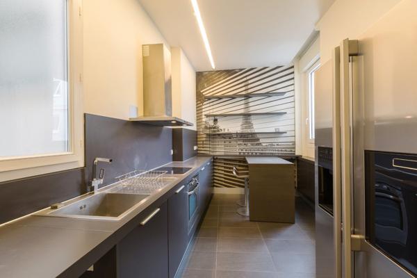 Location vide - Appartement  - Paris 75008-  97 m2 - 1 chambre - Avenue Montaigne